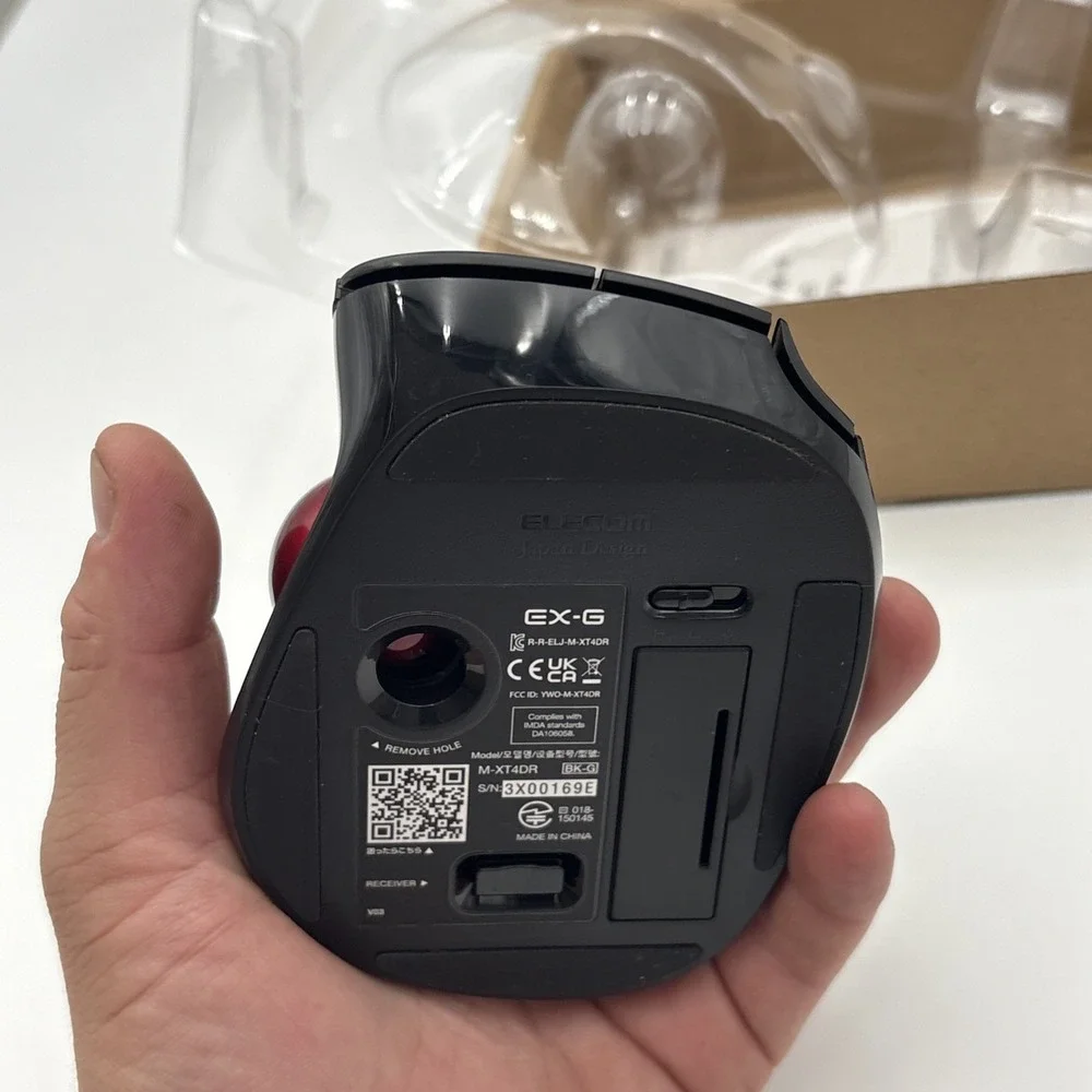Elecom left handed